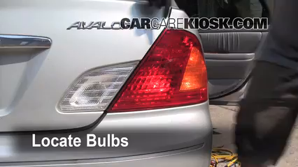 2000 Toyota Avalon XLS 3.0L V6 Lights Tail Light (replace bulb)